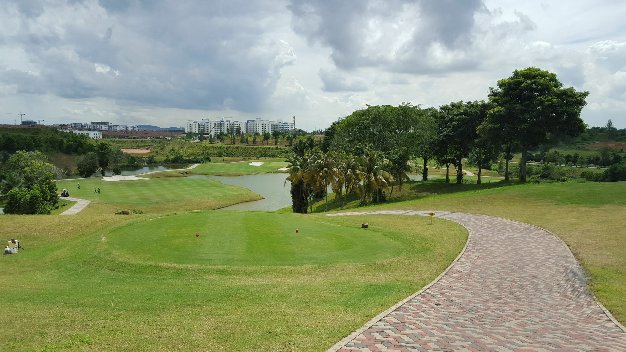 Austin Heights Golf & Hotel Resort Johor Bahru Exterior photo